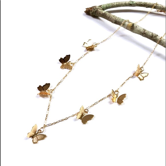 Butterfly Necklace, Dragonfly, Insect, Bee, Flower - Picture 2 of 9